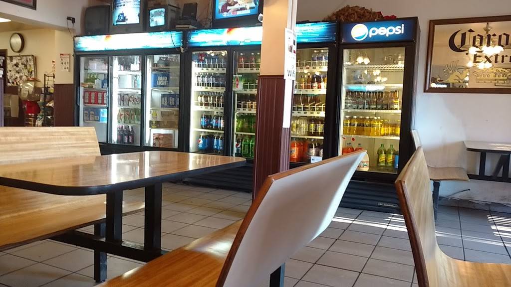 Domenicos Pizzeria | restaurant | 26 Huckleberry Turnpike, Plattekill, NY 12568, USA | 8455660011 OR +1 845-566-0011