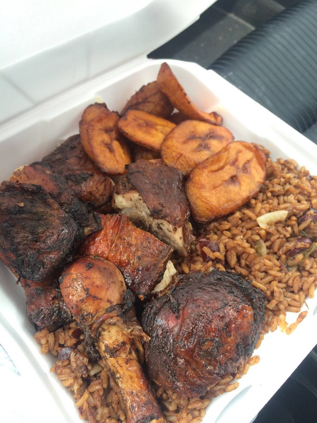 Jiallos African Caribbean Cuisine | restaurant | 5130 38th St, Indianapolis, IN 46254, USA | 3178703230 OR +1 317-870-3230