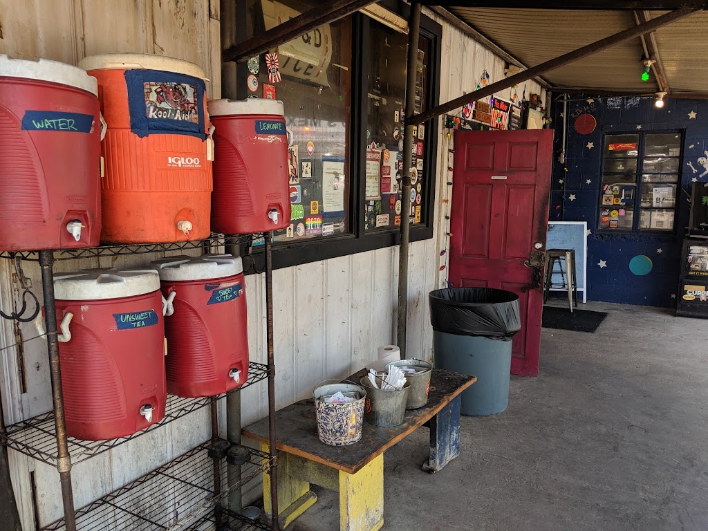 B&D Ice House | restaurant | 1004 S Alamo St, San Antonio, TX 78210, USA | 2102259801 OR +1 210-225-9801