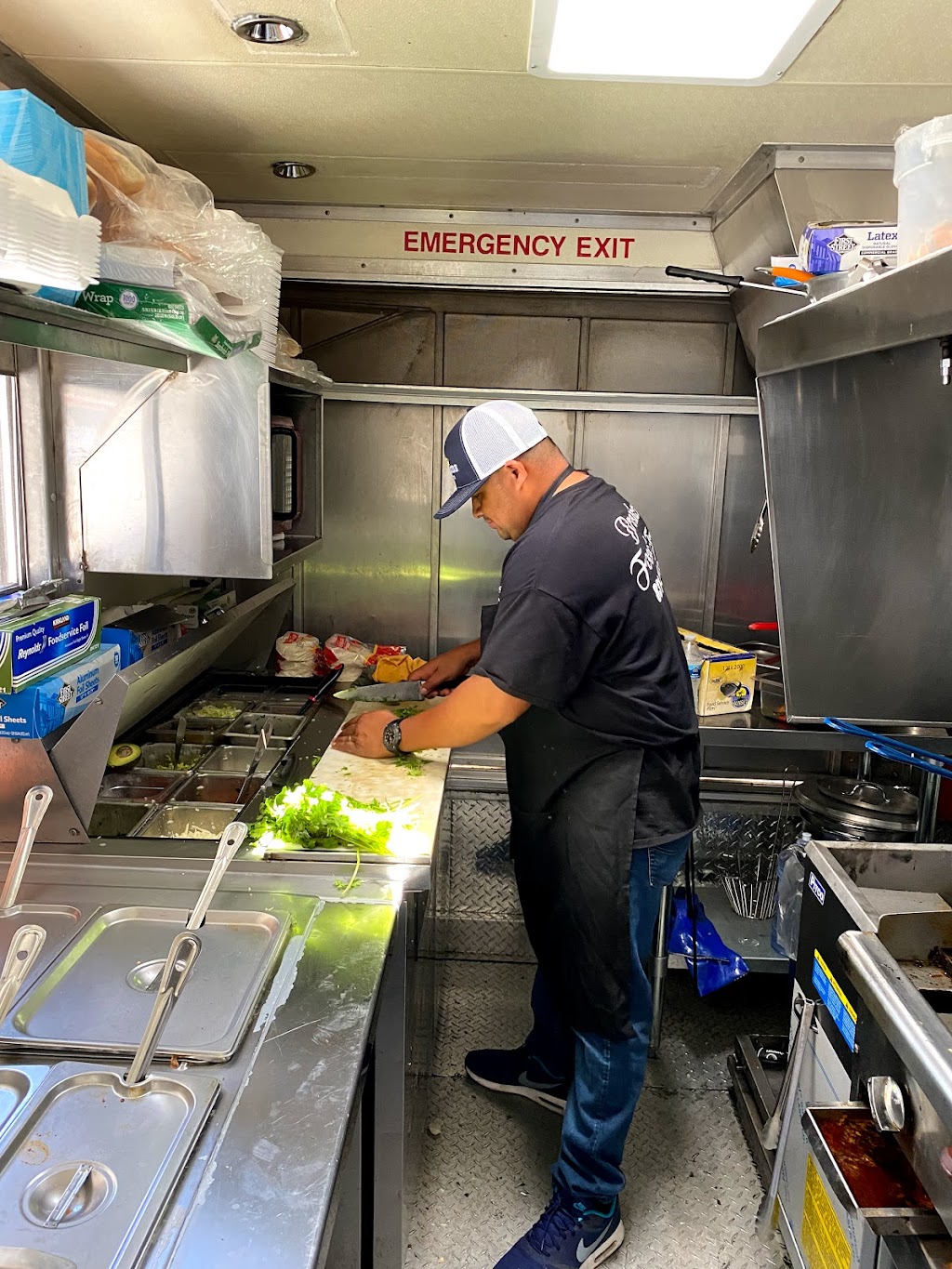 Brothers Food Truck | restaurant | 433 Ocean St, Santa Cruz, CA 95060, USA | 8318693232 OR +1 831-869-3232