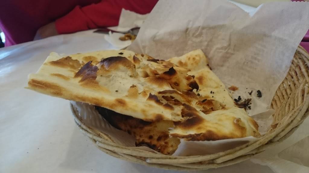 Sharmas Kitchen | restaurant | 1403 Sagamore Pkwy N, Lafayette, IN 47904, USA | 7657694455 OR +1 765-769-4455