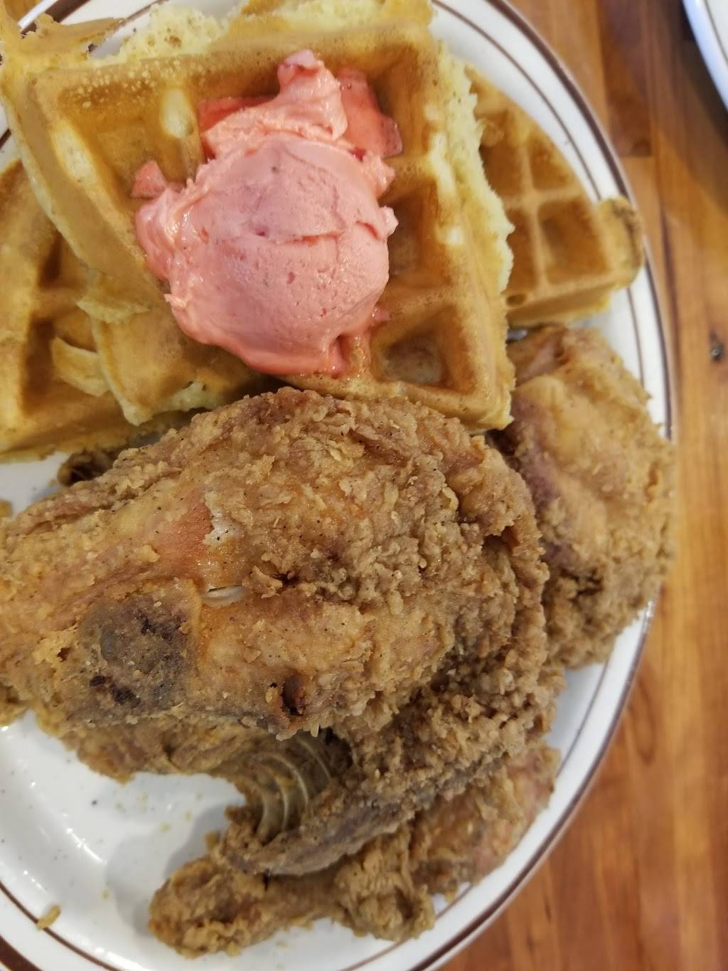 Locs Chicken and Waffles | restaurant | 11975 Apache Ave, Savannah, GA 31419, USA | 9129998958 OR +1 912-999-8958