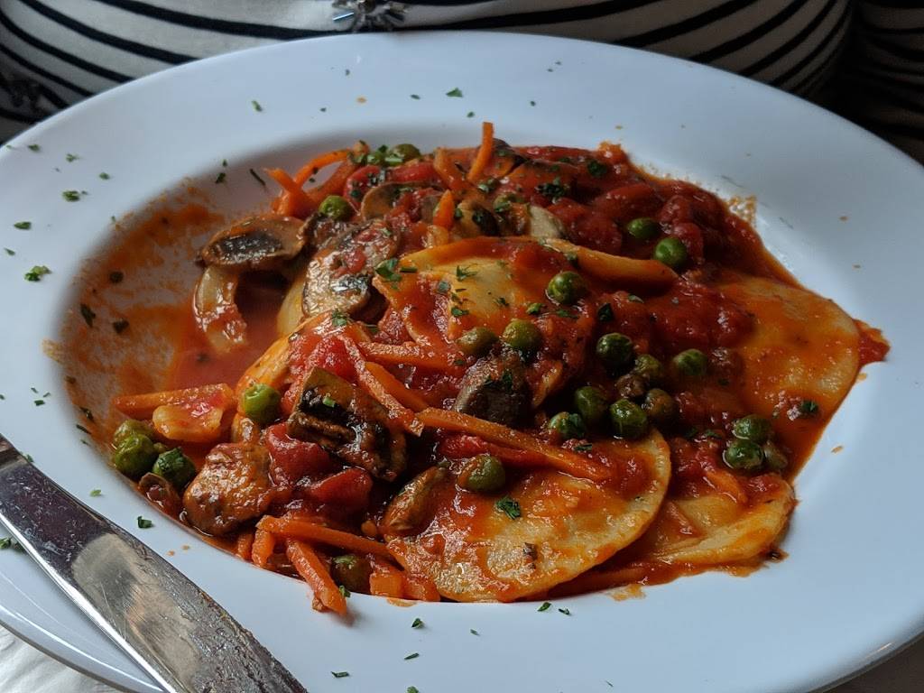 Cafe Assisi | restaurant | 667 South St #5, Wrentham, MA 02093, USA | 5083849400 OR +1 508-384-9400