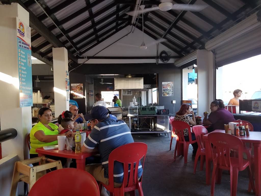 Mariscos Titos | restaurant | Calle Nectarina 25011, El Florido 1ra y 2da Secc, 22245 Tijuana, B.C., Mexico | 016644494933 OR +52 664 449 4933