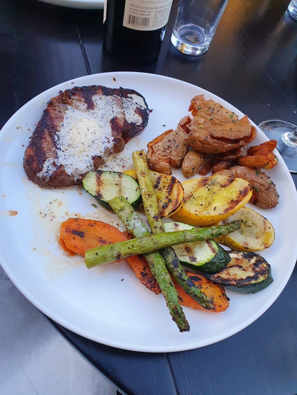 Serafina | night club | 19565 Biscayne Blvd, Aventura, FL 33180, USA | 7866774444 OR +1 786-677-4444