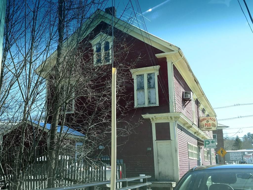 Georges Pizza n Pub | restaurant | 60 Pascoag Main St, Pascoag, RI 02859, USA | 4015688877 OR +1 401-568-8877