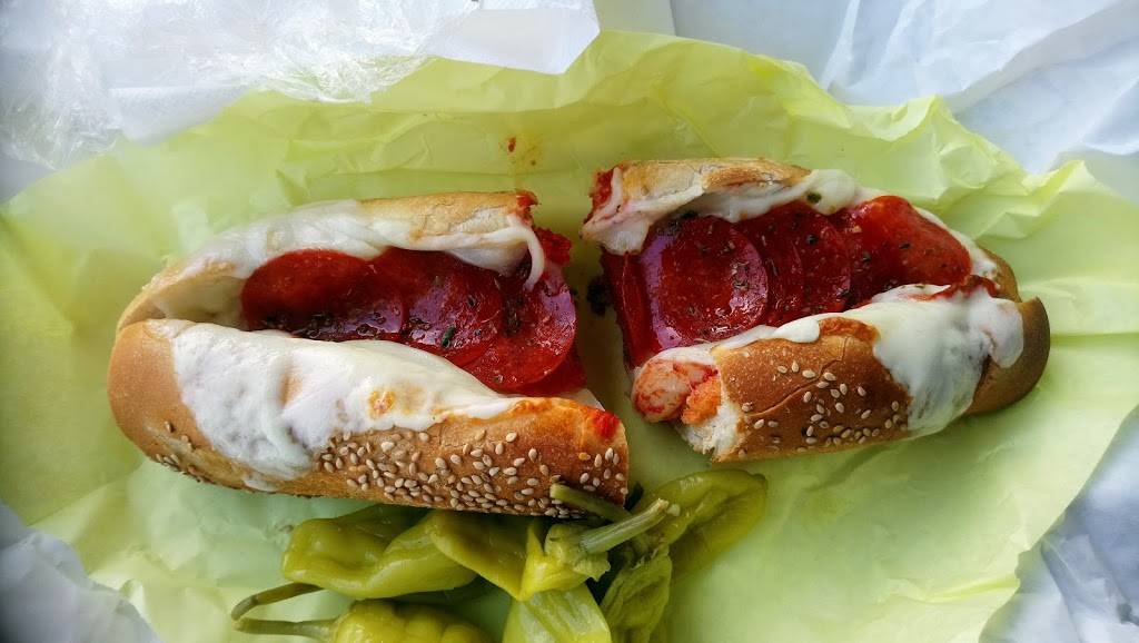 Pomas Italian Deli | restaurant | 1846 Bacon St, San Diego, CA 92107, USA | 6192233027 OR +1 619-223-3027