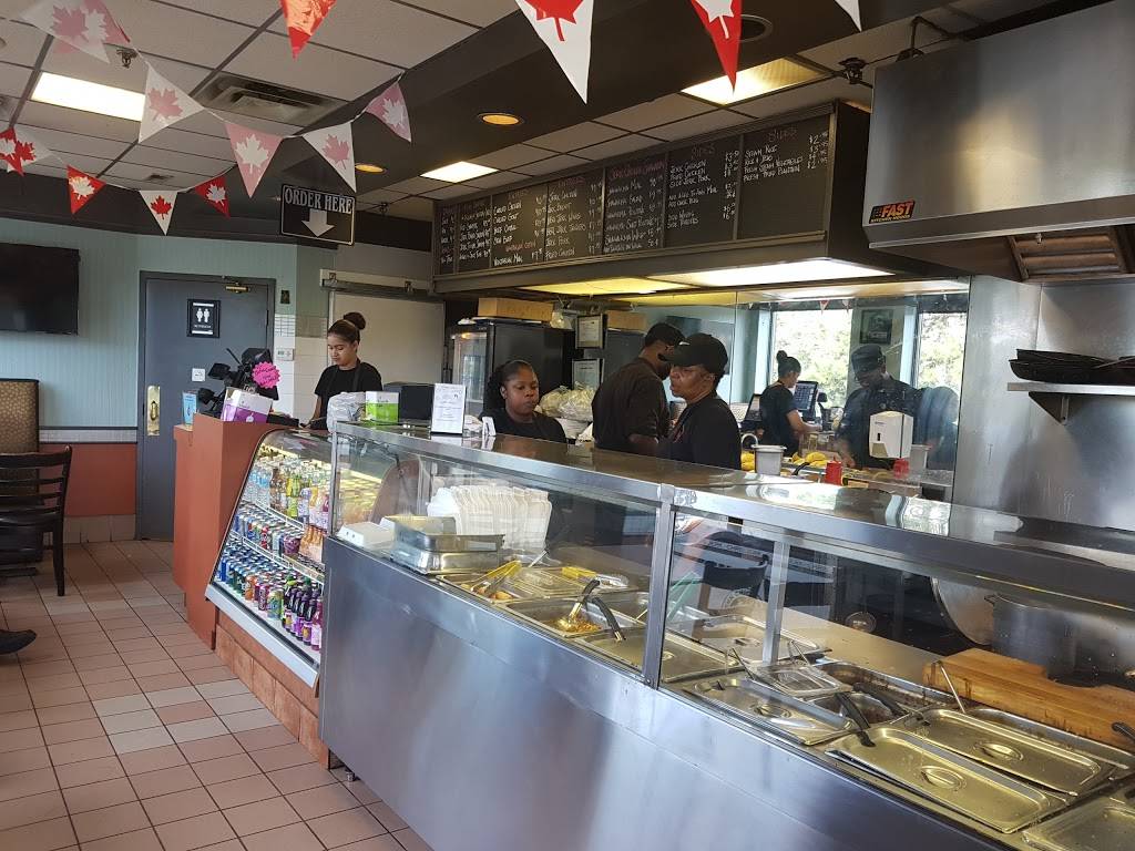 Chris Jerk | restaurant | 2570 Birchmount Rd, Scarborough, ON M1T 2M5, Canada | 4162975375 OR +1 416-297-5375