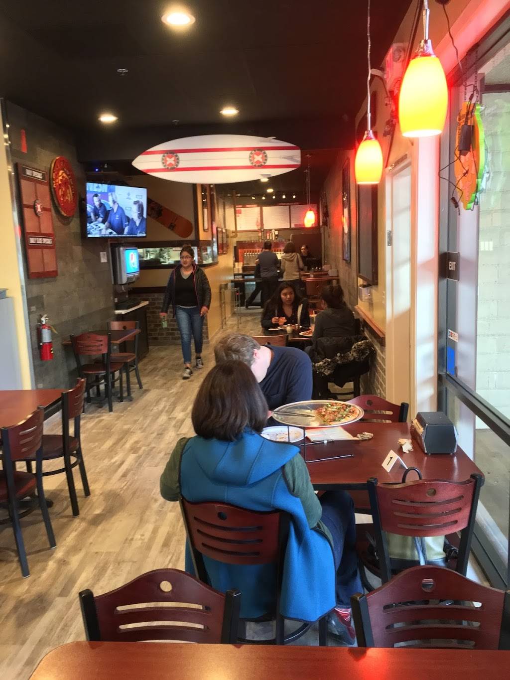 Davis Extreme Pizza | restaurant | 417 Mace Blvd i, Davis, CA 95618, USA | 5305644333 OR +1 530-564-4333