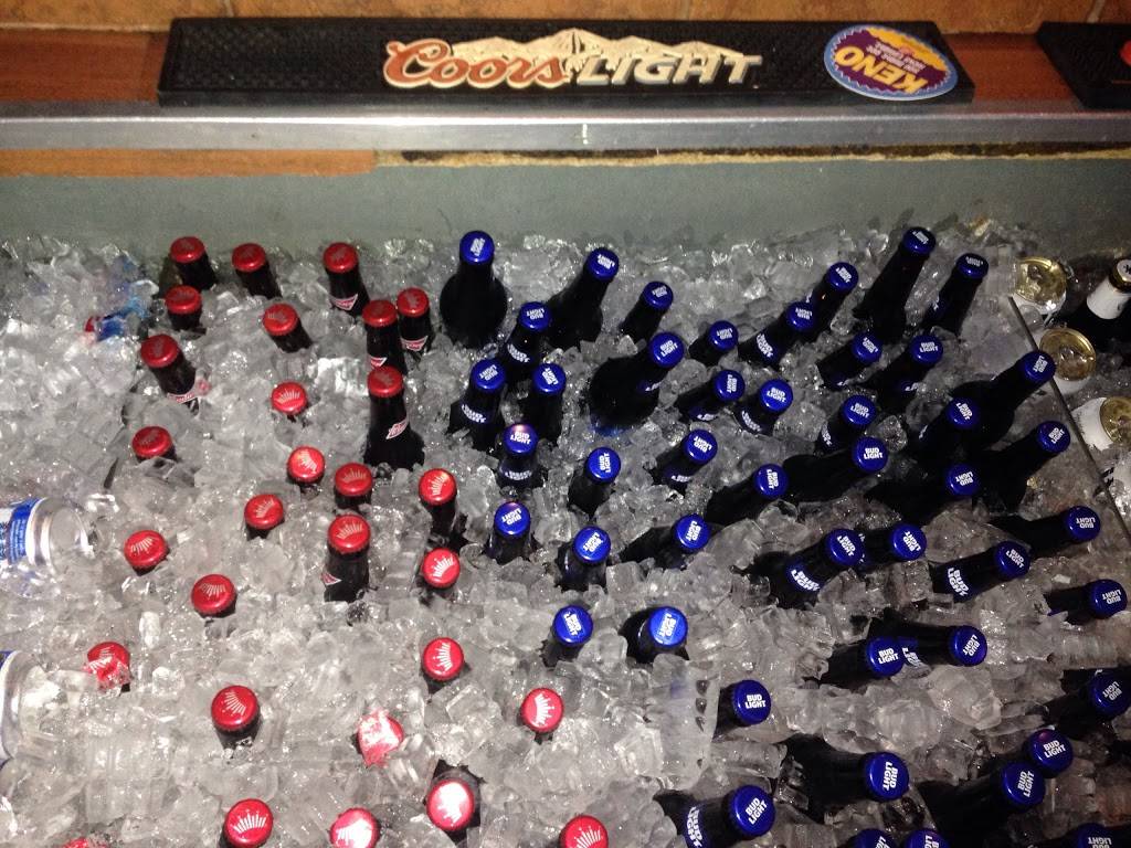 Front Row Sports Bar & Grill/Emerson Perk | restaurant | 4000 Emerson Ave, Parkersburg, WV 26104, USA | 3044227655 OR +1 304-422-7655