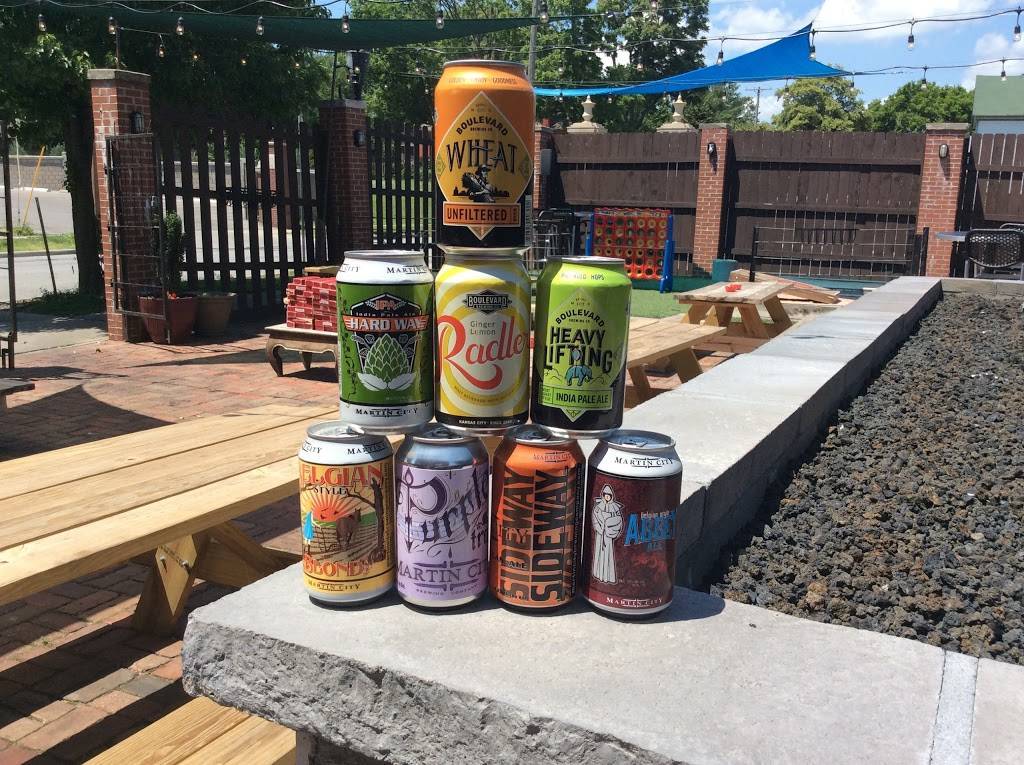 Brick House KC | restaurant | 400 E 31st St, Kansas City, MO 64108, USA | 8162553912 OR +1 816-255-3912