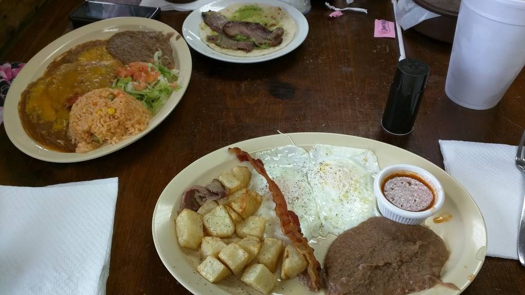 Old Dannys Cocina | restaurant | 250 Enrique M. Barrera Pkwy, San Antonio, TX 78237, USA | 2104349167 OR +1 210-434-9167