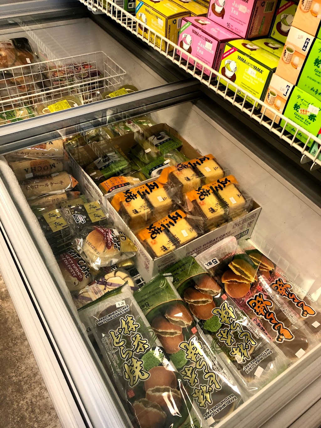 Kims Grocery & Carryout | restaurant | 23 Eric Nord Way, Oberlin, OH 44074, USA | 4407744962 OR +1 440-774-4962