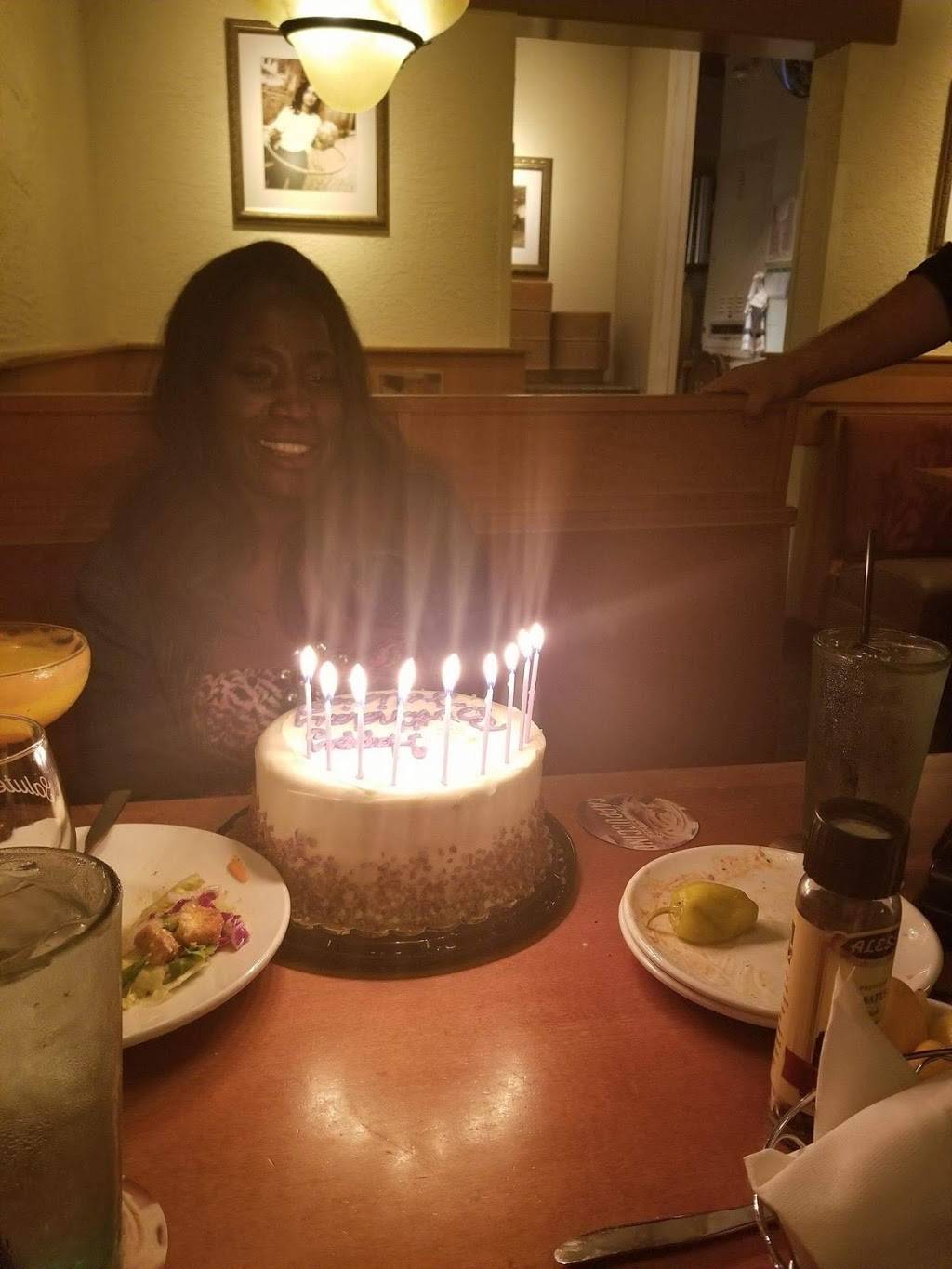 Olive Garden Italian Restaurant | meal takeaway | 639 N. Cockrell Hill, Duncanville, TX 75116, USA | 9722988871 OR +1 972-298-8871