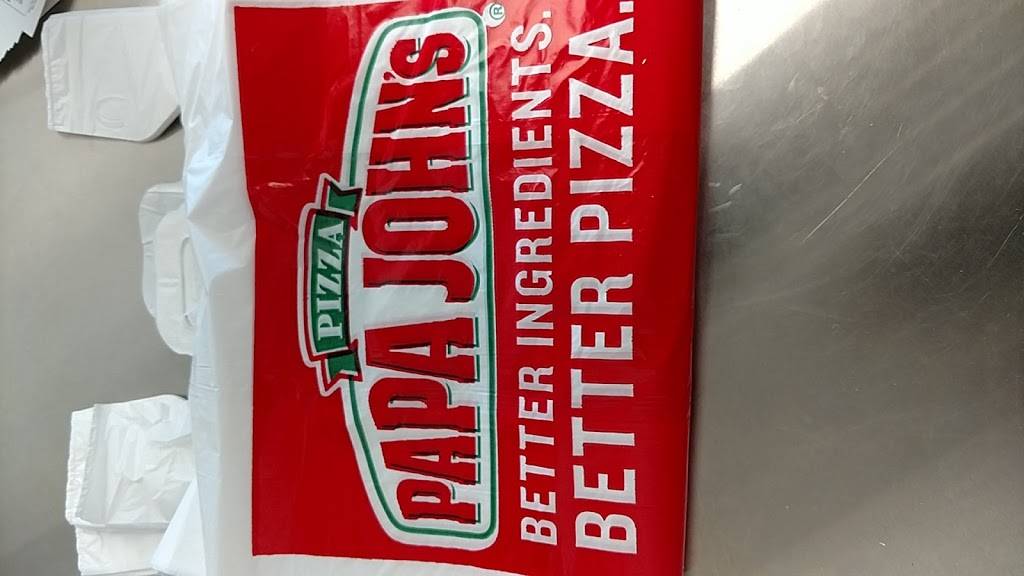 Papa Johns Pizza | restaurant | 1101 E Berry St Ste 102, Fort Worth, TX 76110, USA | 8179844555 OR +1 817-984-4555