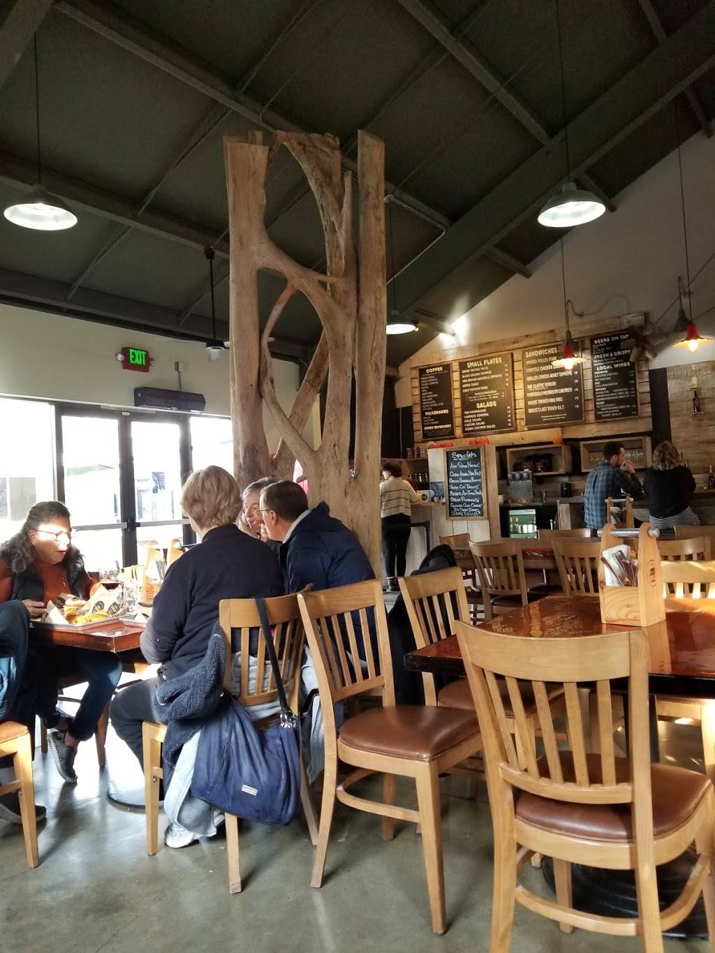 Palooza Beer Garden and Eatery | restaurant | 23570 Arnold Dr, Sonoma, CA 95476, USA | 7079388579 OR +1 707-938-8579