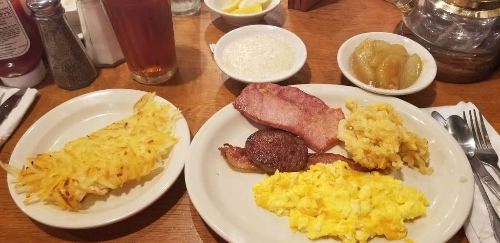 Cracker Barrel Old Country Store | restaurant | 757 Lynnhaven Pkwy, Virginia Beach, VA 23452, USA | 7573401928 OR +1 757-340-1928
