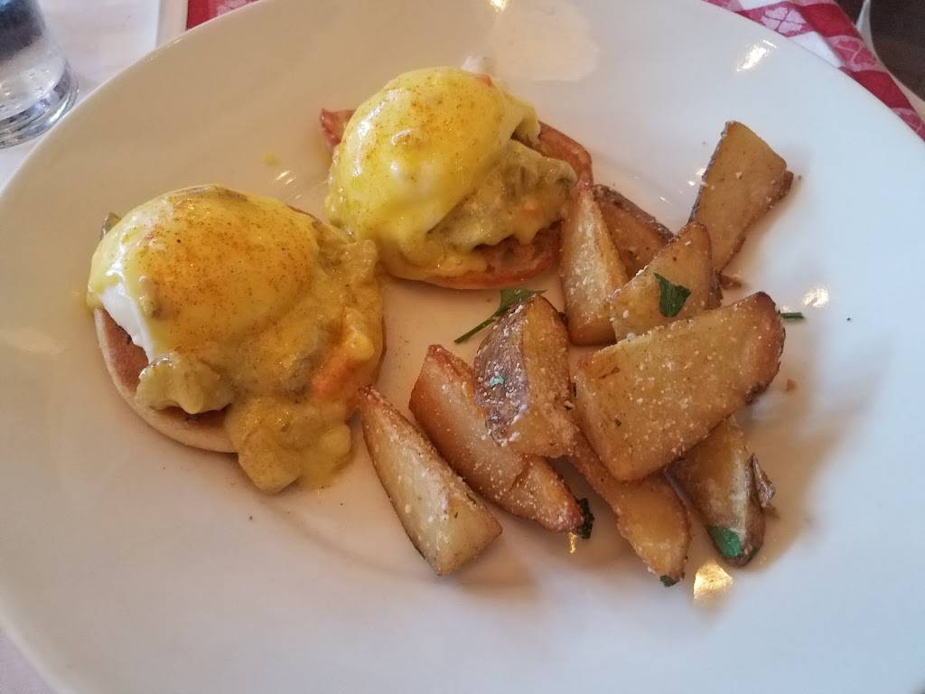 Maggianos Little Italy | restaurant | Promenade, 16405 N Scottsdale Rd, Scottsdale, AZ 85254, USA | 4803334100 OR +1 480-333-4100