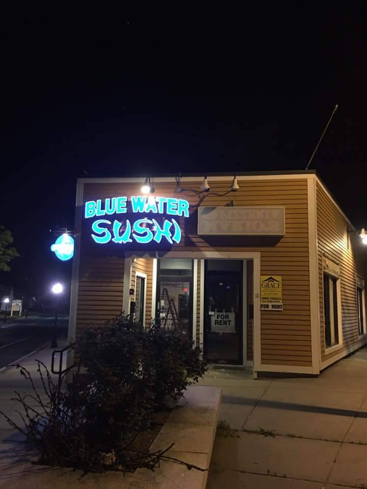 BlueWaterSushi | restaurant | 221 East St, Ludlow, MA 01056, USA | 4136101167 OR +1 413-610-1167