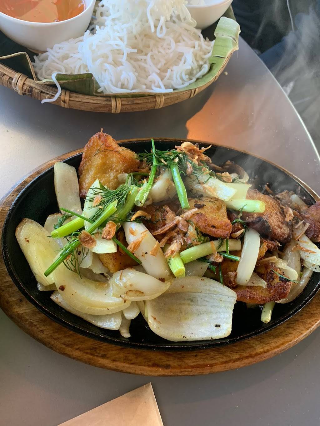 Wicked Chopstix | restaurant | 6021 Martin Luther King Jr Way S, Seattle, WA 98118, USA | 2067214156 OR +1 206-721-4156