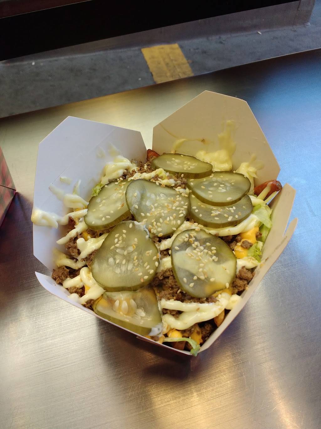 Smokes Poutinerie | restaurant | 2518 Durant Ave, Berkeley, CA 94704, USA | 5105407500 OR +1 510-540-7500