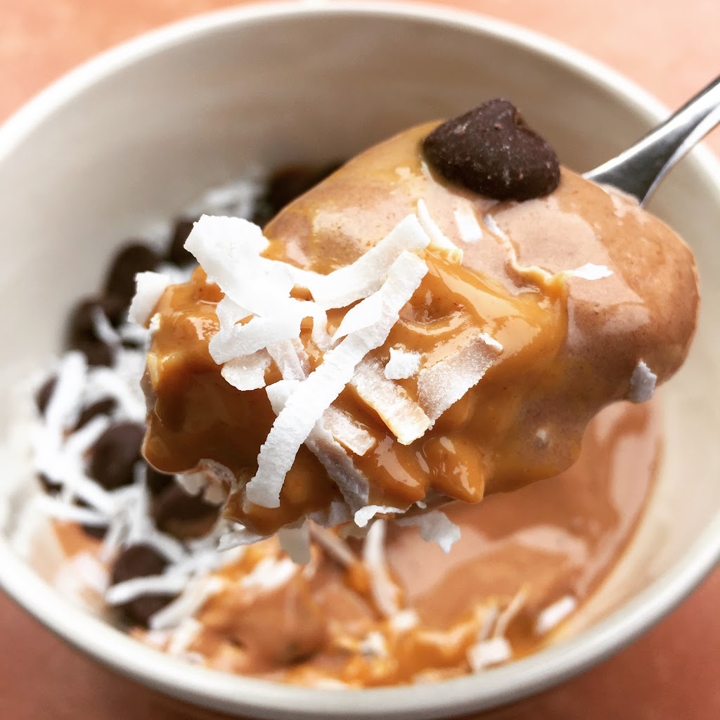 Hatteras Bowls | cafe | 25410 North Carolina Hwy 12, Waves, NC 27982, USA | 2529952893 OR +1 252-995-2893