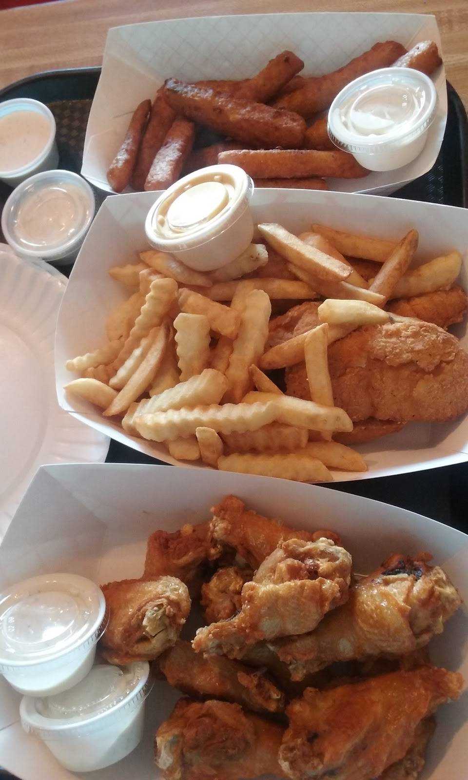 Georgios Famous Pizza | restaurant | 211 Main St, North Myrtle Beach, SC 29582, USA | 8432493135 OR +1 843-249-3135