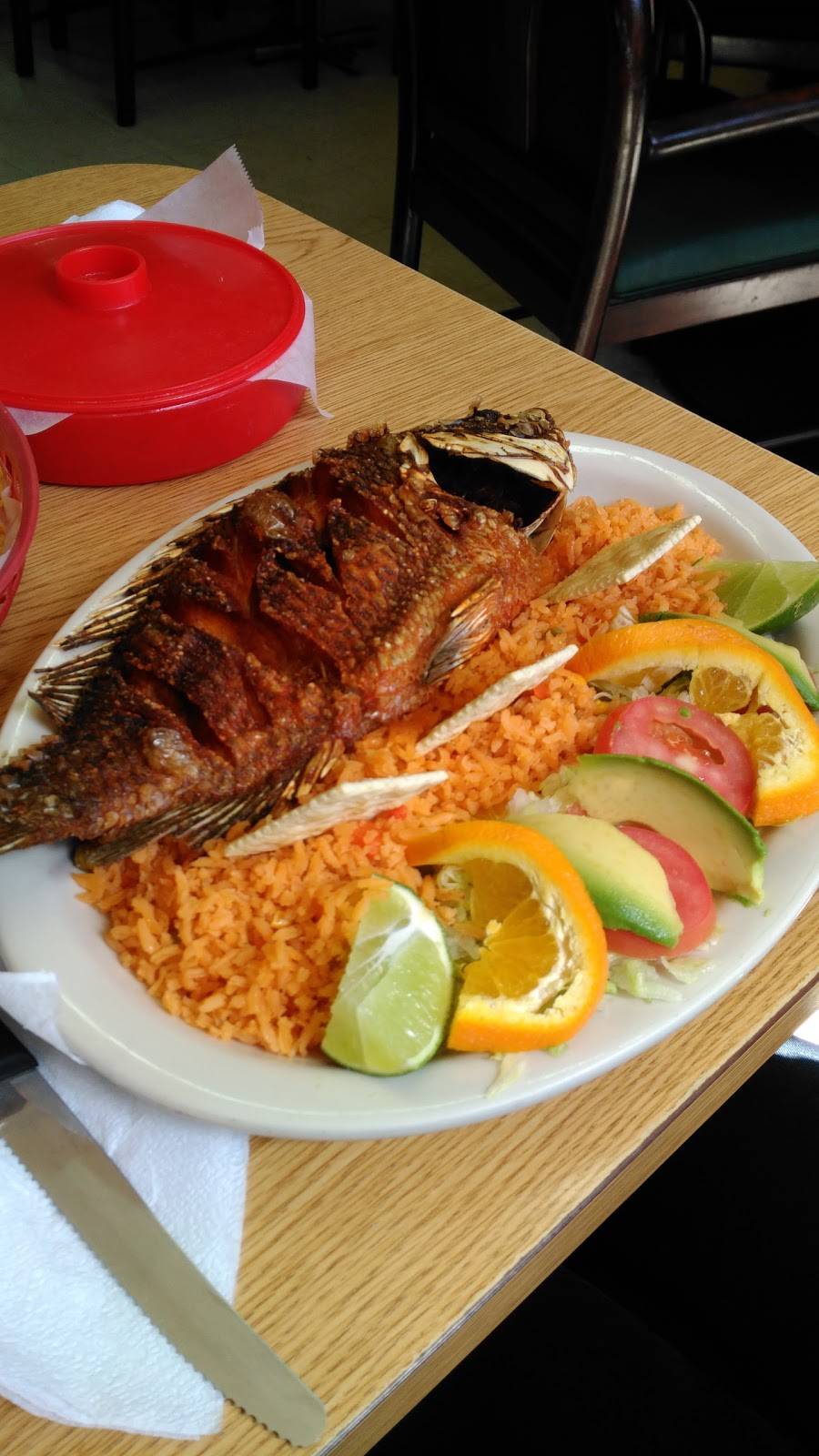 El Buen Valle | restaurant | 4114 W North Ave, Chicago, IL 60639, USA | 7732529880 OR +1 773-252-9880