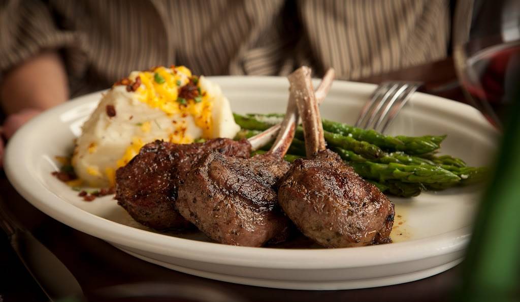 Carrabbas - The Original On Voss | meal takeaway | 1399 S Voss Rd, Houston, TX 77057, USA | 7134680868 OR +1 713-468-0868