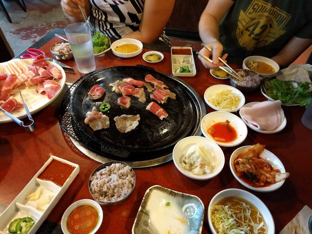 Arirang Korean BBQ Restaurant | restaurant | 18623 Hwy 99 #150, Lynnwood, WA 98037, USA | 4256780658 OR +1 425-678-0658