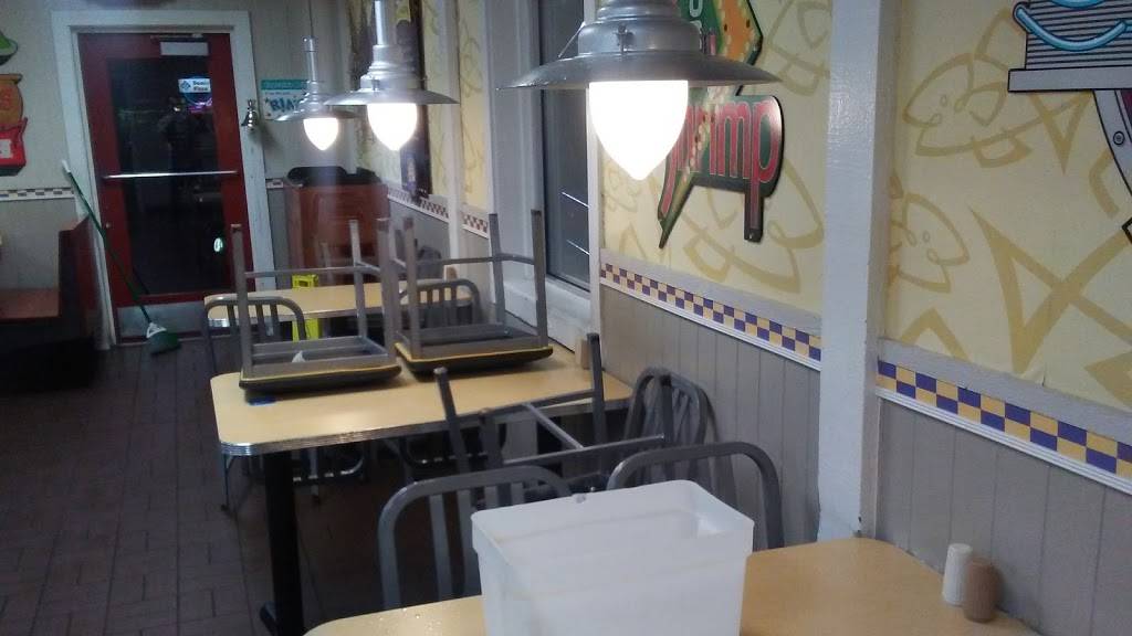 Long John Silvers | restaurant | 2090 W 21st St, Wichita, KS 67203, USA | 3168321761 OR +1 316-832-1761