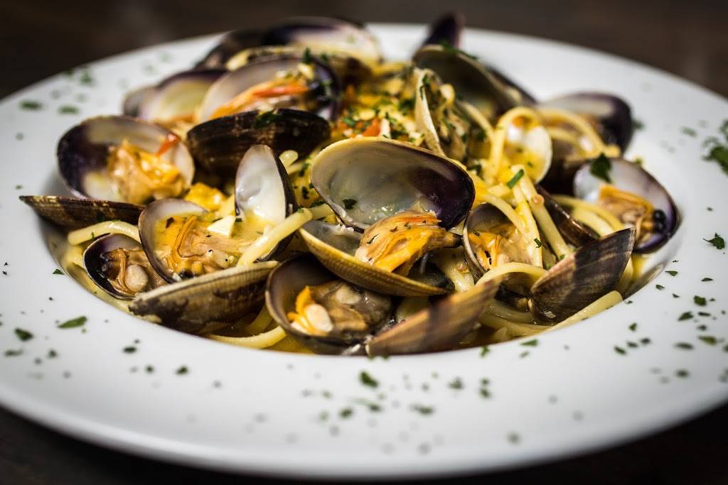 Rosinas Italian Restaurant | restaurant | 14701 Via Bettona, San Diego, CA 92127, USA | 8587594300 OR +1 858-759-4300