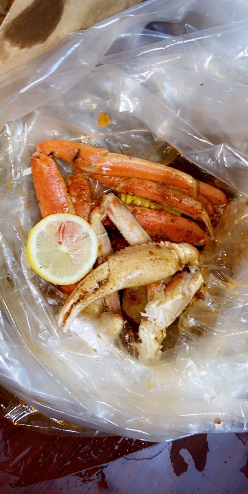 Capt Loui | restaurant | 2906 Frederick Douglass Blvd, New York, NY 10039, USA | 2122560008 OR +1 212-256-0008