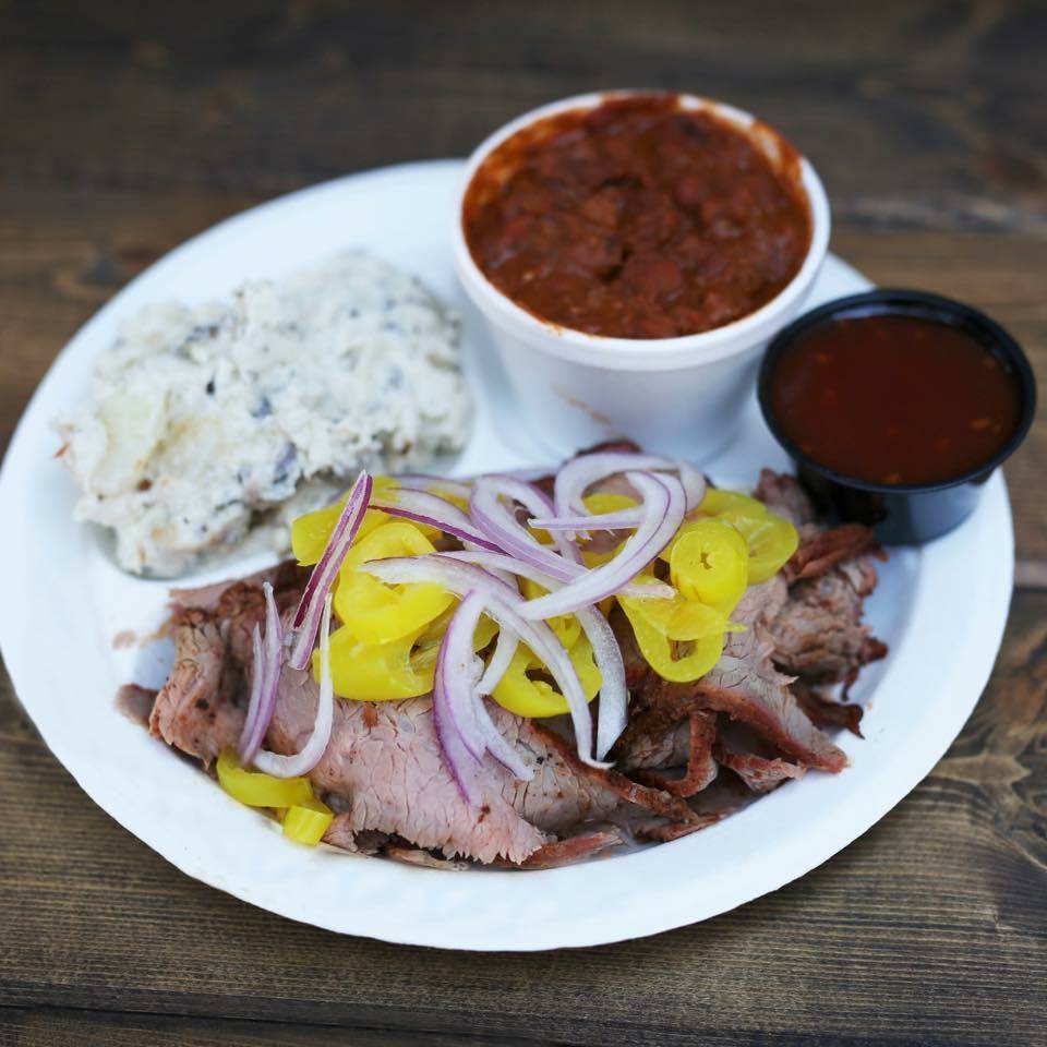 Pittys BBQ | restaurant | 240 N L St, Tulare, CA 93274, USA | 5593341441 OR +1 559-334-1441