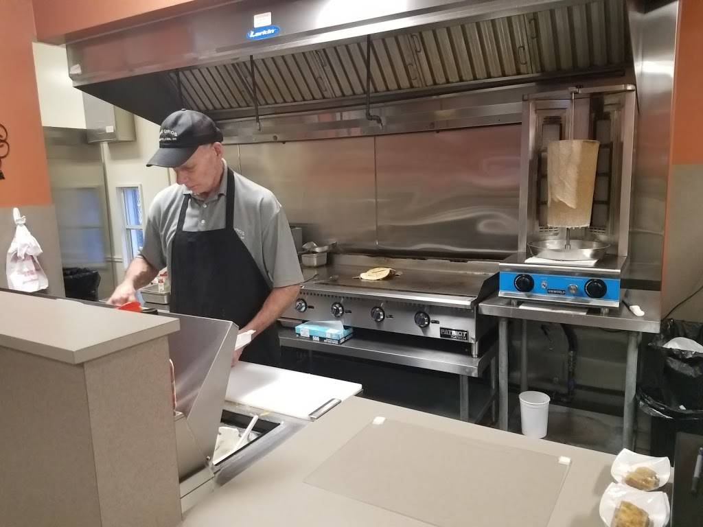 Jims Gyros | restaurant | 2261 N Webb Rd, Grand Island, NE 68803, USA | 3086750228 OR +1 308-675-0228