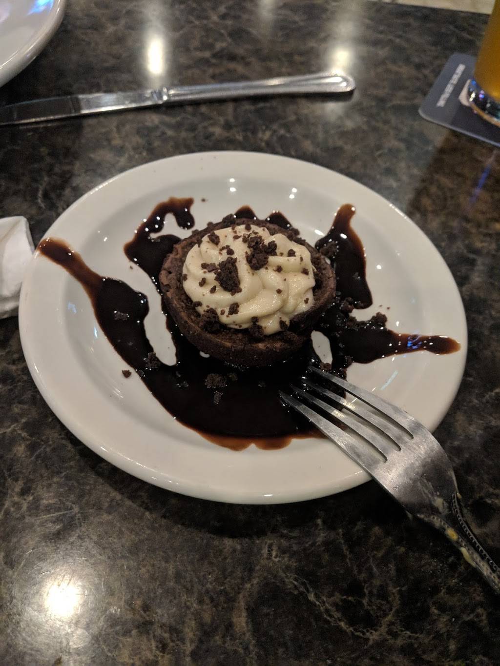 Stone Toad Bar & Grill | restaurant | 1109 Oneida St, Menasha, WI 54952, USA | 9208823900 OR +1 920-882-3900