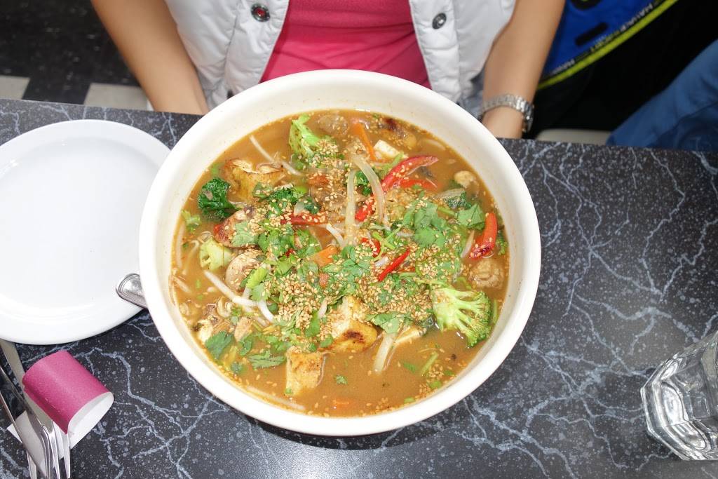 Cheeze Factory Restaurant | restaurant | 618 Oak St, Baraboo, WI 53913, USA | 6084484804 OR +1 608-448-4804