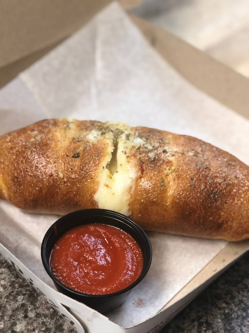 Piazza 27 Baltimore | restaurant | 900 Cathedral St, Baltimore, MD 21201, USA | 4435521888 OR +1 443-552-1888