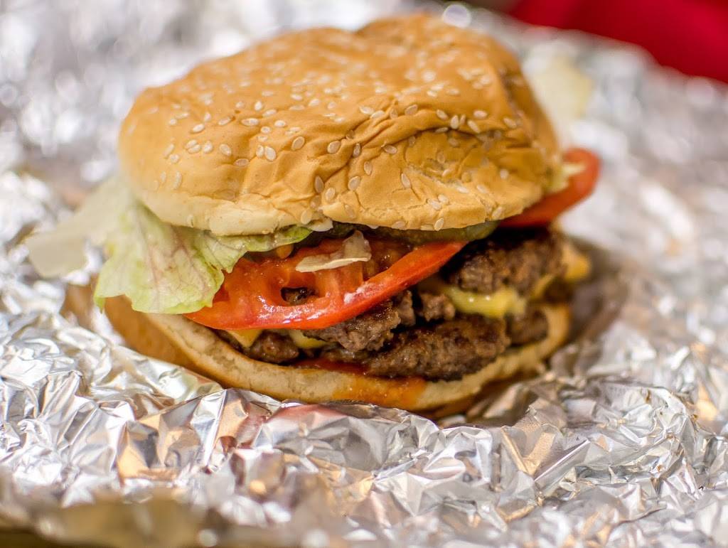 Five Guys | meal takeaway | 4105 Vinewood Ln N, Plymouth, MN 55442, USA | 7635590288 OR +1 763-559-0288