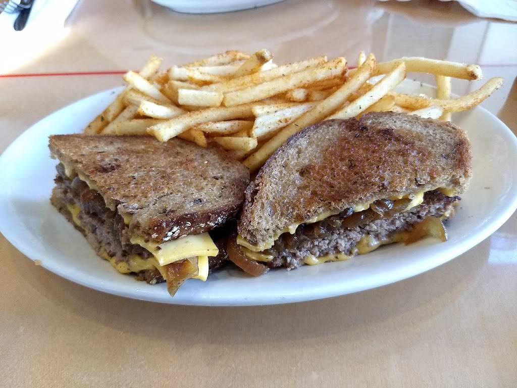 Rubys Diner | restaurant | 101 W Avenida Vista Hermosa, San Clemente, CA 92672, USA | 9494927829 OR +1 949-492-7829