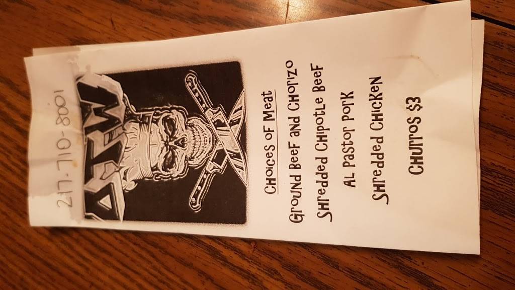 Off The Wall | restaurant | 300 E Central Ave, Benld, IL 62009, USA | 2177108001 OR +1 217-710-8001