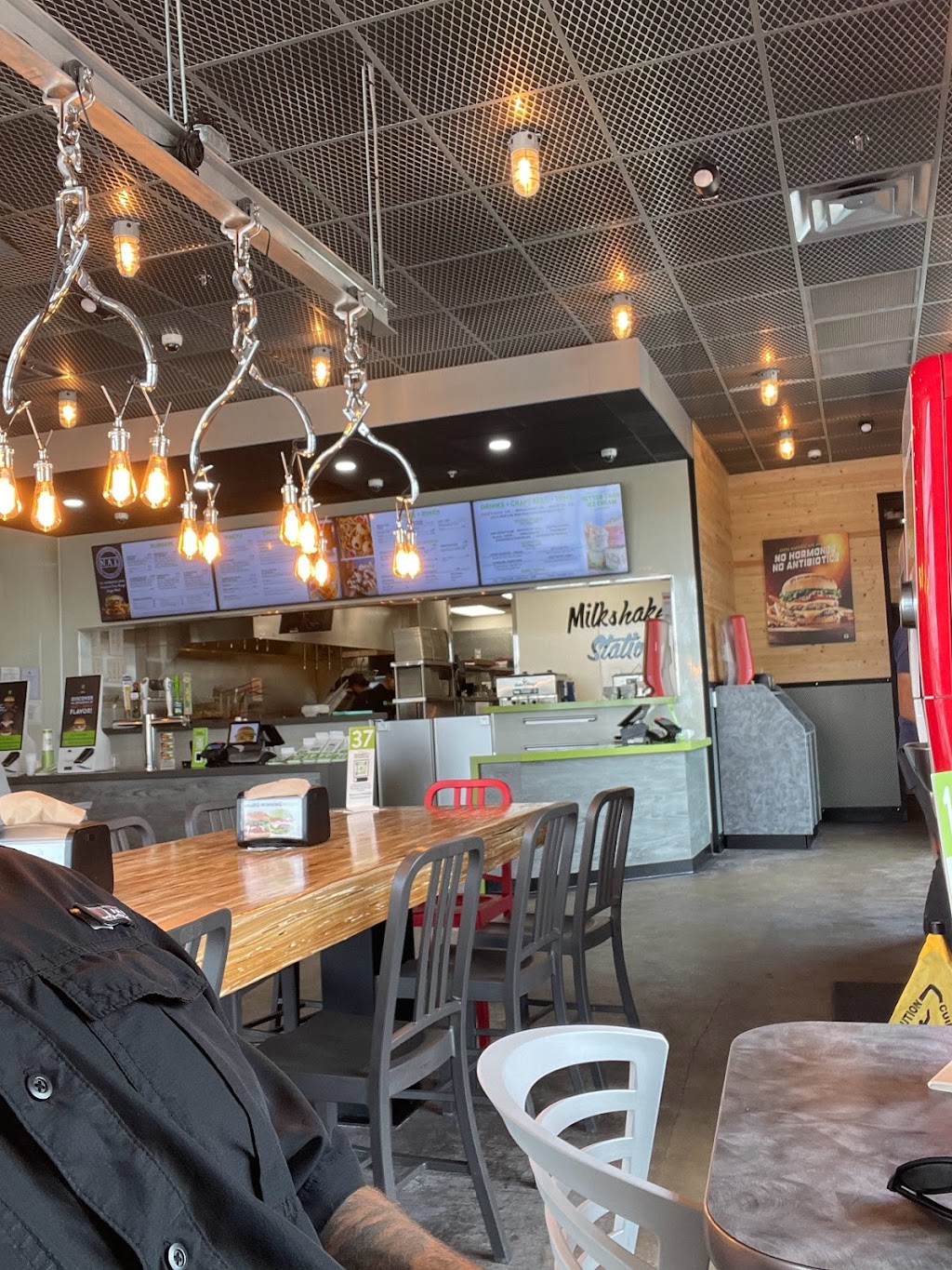 BurgerFi | restaurant | 16120 Preserve Marketplace Blvd, Odessa, FL 33556, USA | 8133282379 OR +1 813-328-2379