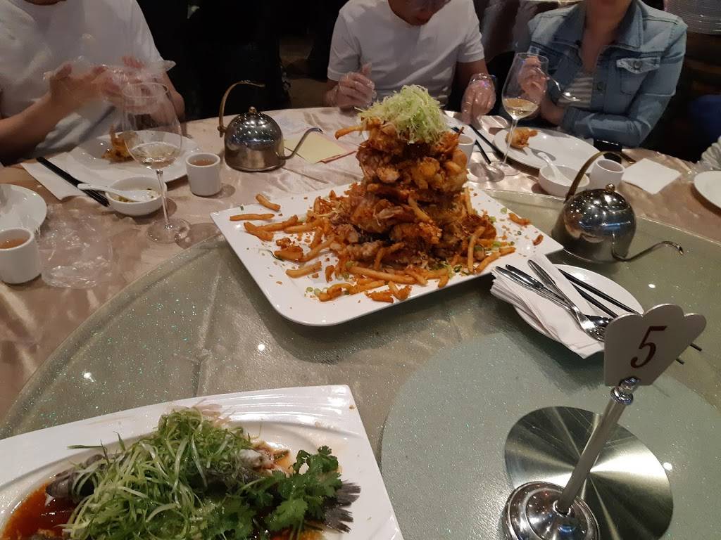 Fishman Lobster Clubhouse | restaurant | 4020 Finch Ave E, Scarborough, ON M1S 3T6, Canada | 4163210250 OR +1 416-321-0250