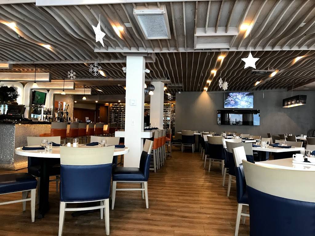 Lakeside Seafood & Grill | restaurant | 9 Harbour St E, Collingwood, ON L9Y 5B5, Canada | 7054463274 OR +1 705-446-3274