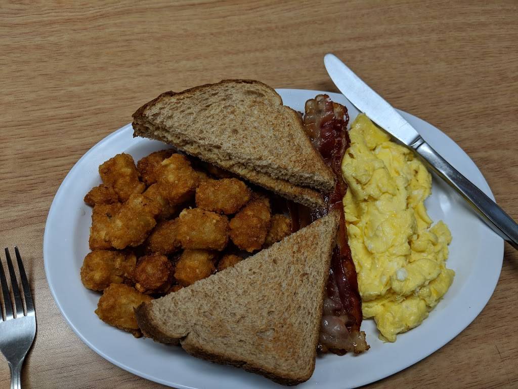 McCanns Place | restaurant | 9360 W NC 152 Highway, Mooresville, NC 28115, USA | 7046635166 OR +1 704-663-5166