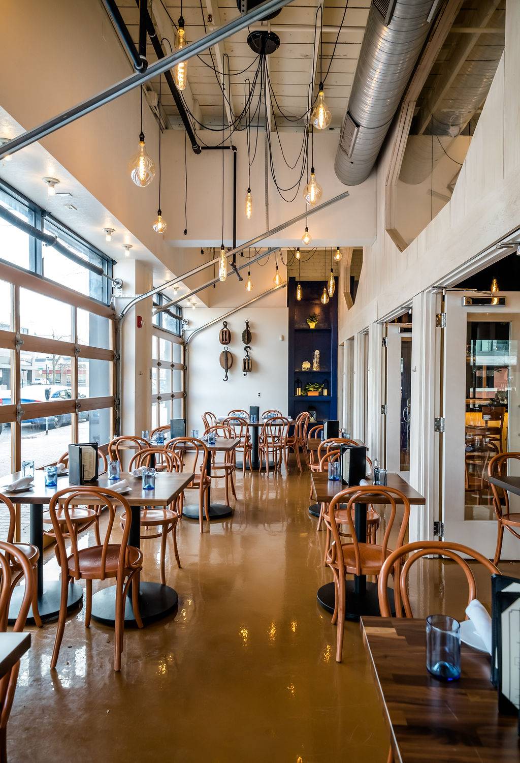 Diamonds Steak and Seafood | restaurant | 100 S Main St 1st Floor, Royal Oak, MI 48067, USA | 2482915201 OR +1 248-291-5201