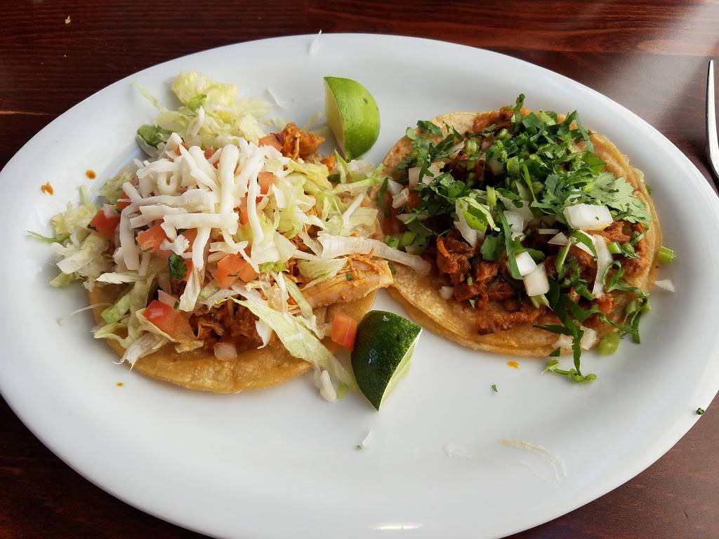 Compadres | Mexican Restaurant | restaurant | 1900 Cayuga St, Middleton, WI 53562, USA | 6082038332 OR +1 608-203-8332