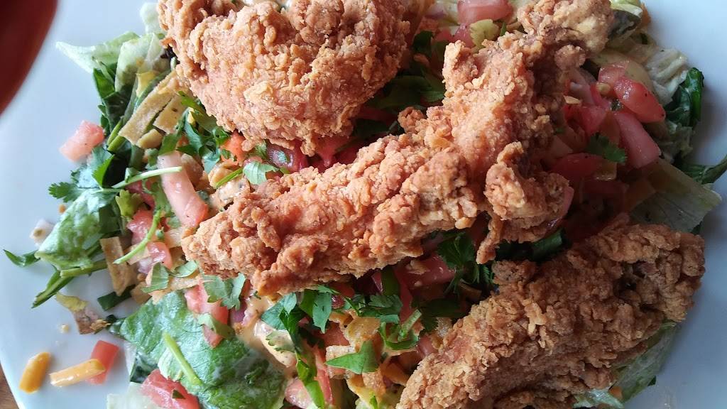 Chilis Grill & Bar | meal takeaway | 2794 E Fowler Ave, Tampa, FL 33612, USA | 8139721134 OR +1 813-972-1134