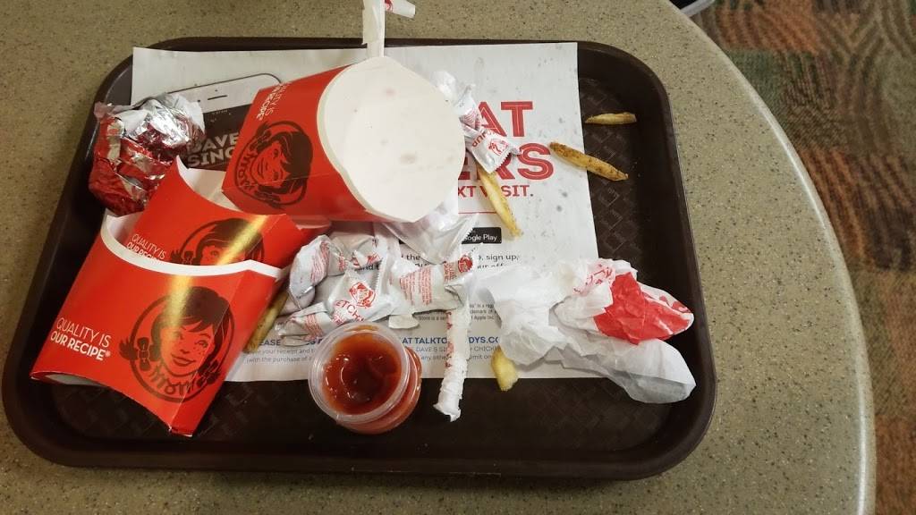 Wendys | restaurant | 402 Aetna St, Martins Ferry, OH 43935, USA | 7406331976 OR +1 740-633-1976