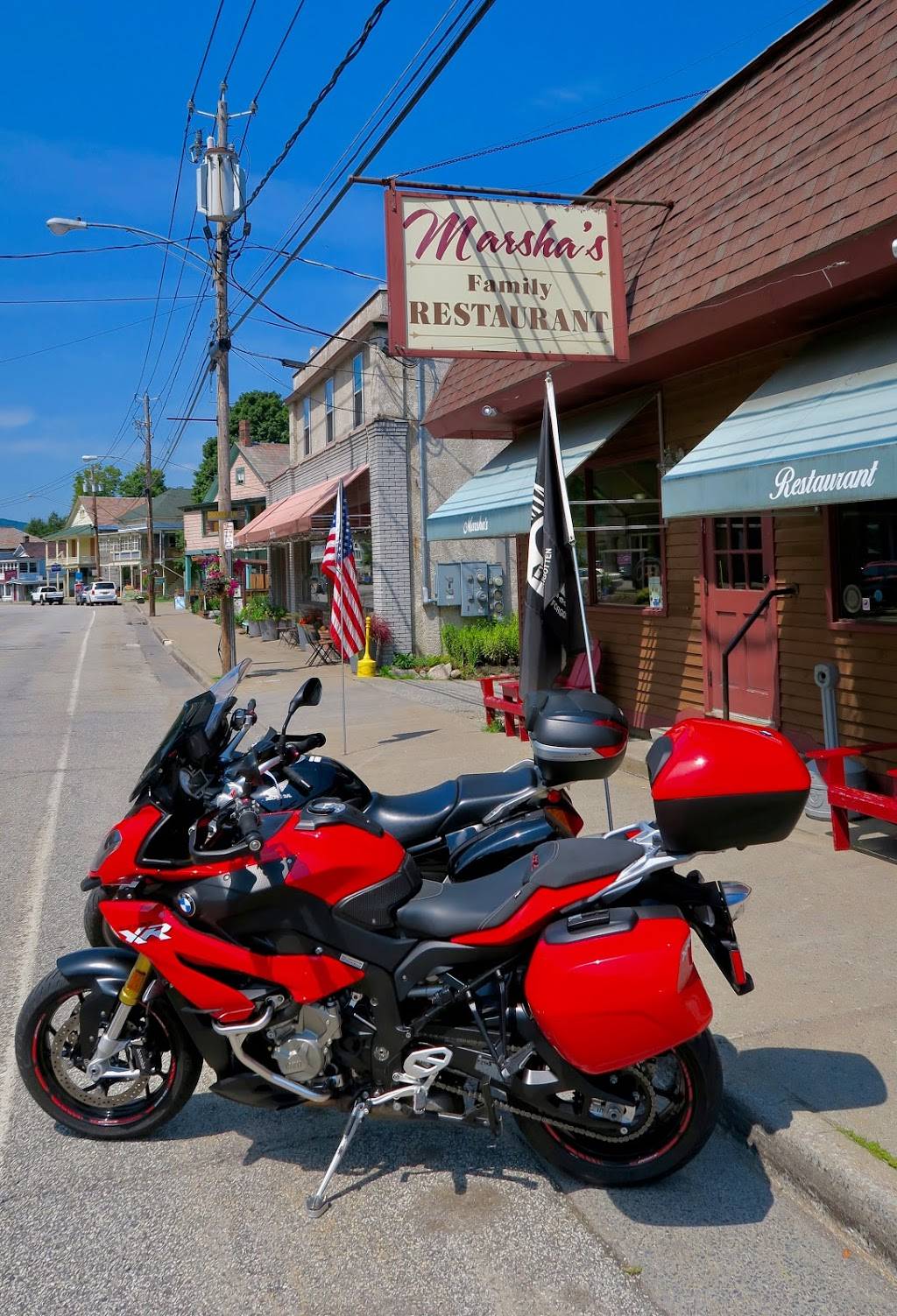 Marshas Family Restaurant | restaurant | 268 Main St, North Creek, NY 12853, USA | 5182515750 OR +1 518-251-5750